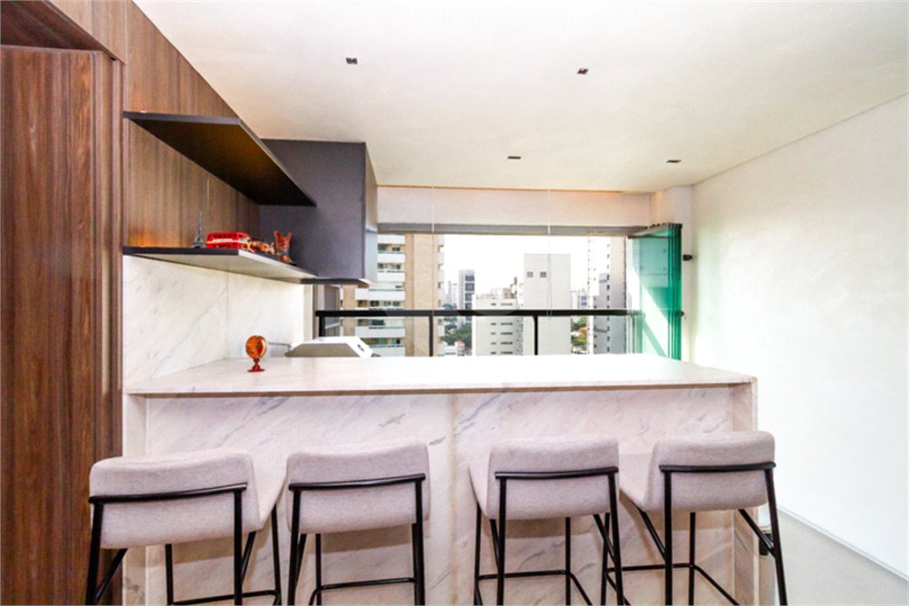 Apartamento à venda com 3 quartos, sendo 1 suíte, em Vila Mariana, São Paulo, SP