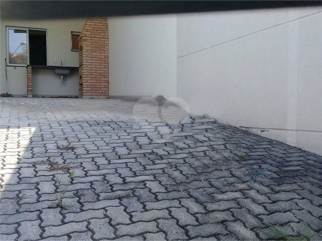 Sobrado à venda com 4 quartos, sendo 2 suítes,  em Tremembé, São Paulo, SP