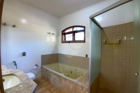 Casa à venda com 4 quartos, sendo 3 suítes,  no condomínio Village D'avignon, Sorocaba - SP