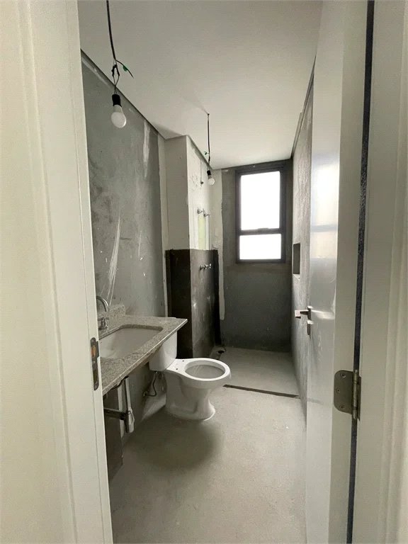 Apartamento à venda com 3 suítes em Brooklin Paulista, São Paulo, SP