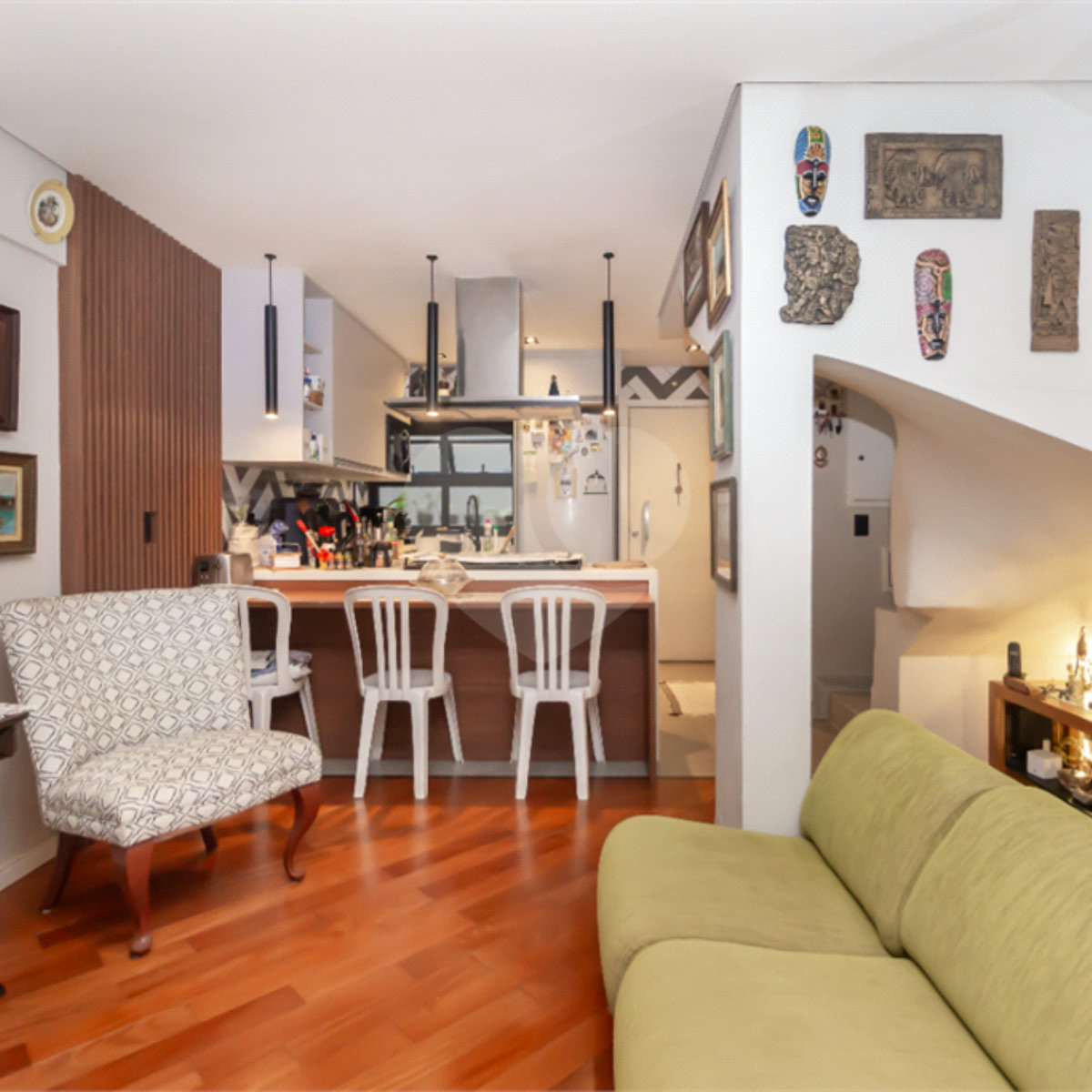 Casa à venda com 2 quartos, sendo 1 suíte, no condomínio Vloft, São Paulo - SP