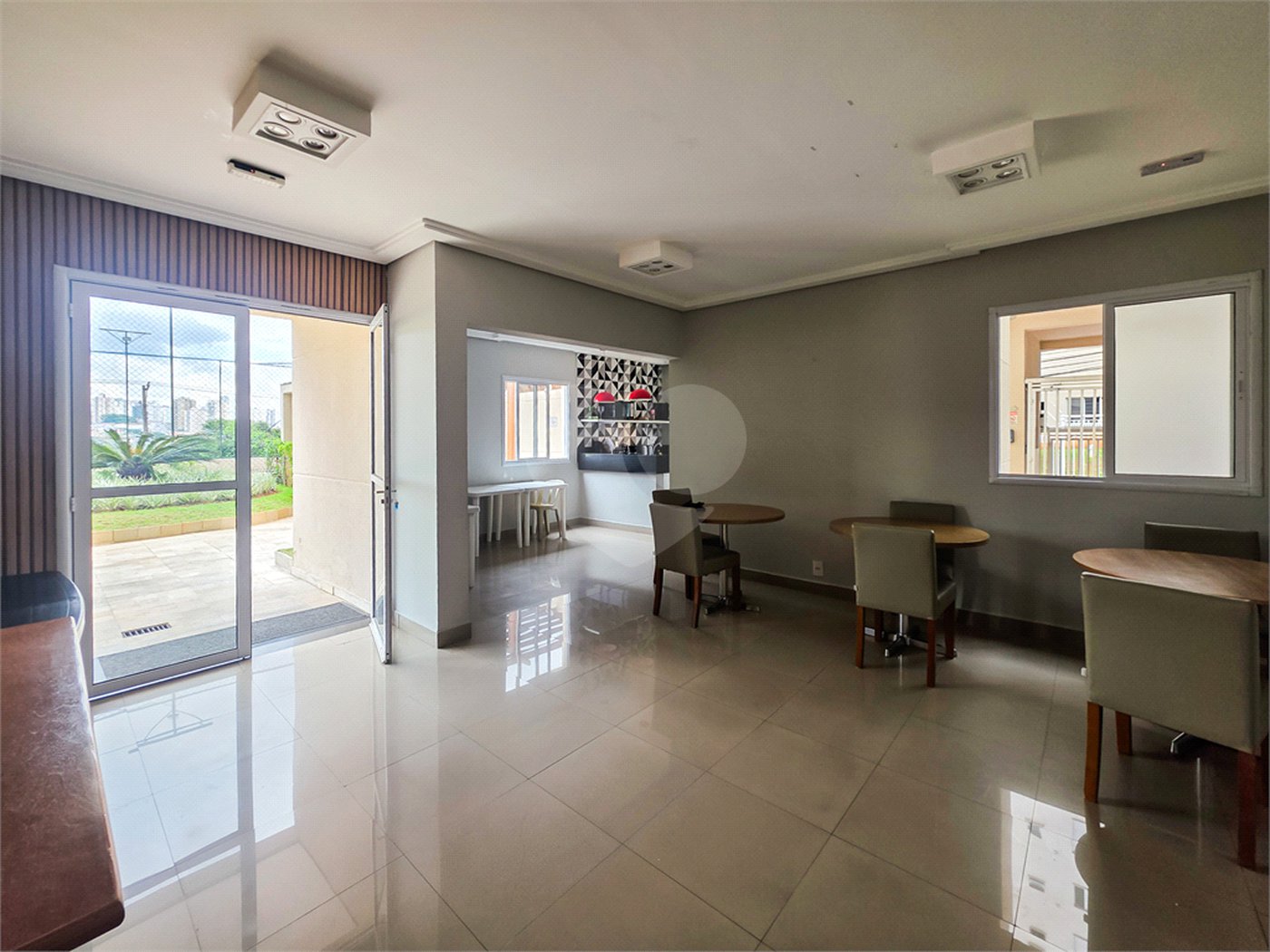 Apartamento - Saúde - 3 Quartos / Dormitórios - 1 Vaga - Venda / Compra