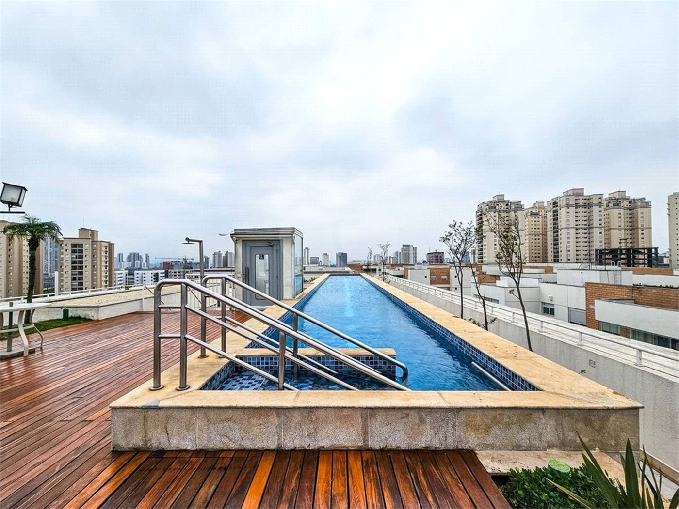 Na Mooca á venda Apartamento / Studio com 51m² 1 dormitório e 1 vaga.