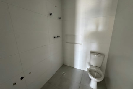 🏢 Cobertura Alto Padrão – Residencial Safira – Guilhermina – Praia Grande