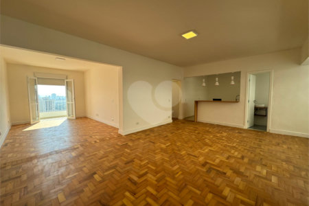 Apartamento à venda com 2 quartos, sendo 1 suíte, em Cambuci, São Paulo, SP