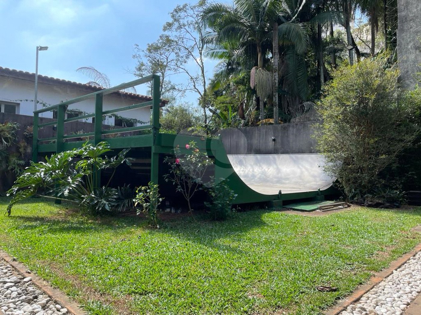Casa à venda com 4 quartos, sendo 1 suíte, em Vila Morumbi, São Paulo, SP