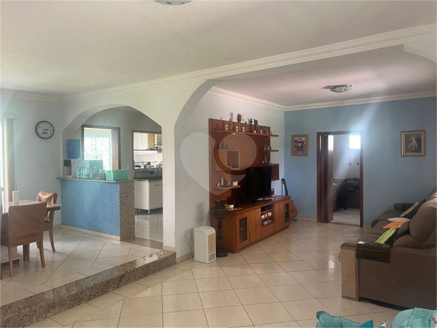 Casa à venda com 3 suítes no condomínio Acmti - Colinas do Mosteiro, Terras de Itaici e Recanto dos Pássaros, Indaiatuba - SP
