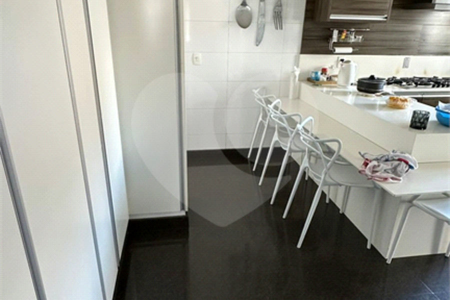 Apartamento à venda com 4 quartos, sendo 3 suítes,  em Santana, São Paulo, SP