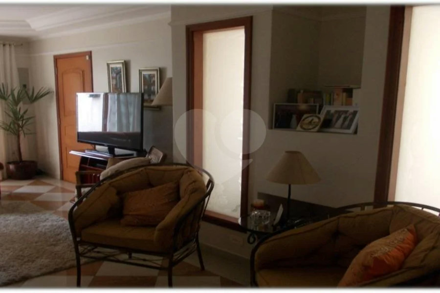 Sobrado à venda com 3 quartos, sendo 2 suítes, em Santana, São Paulo, SP