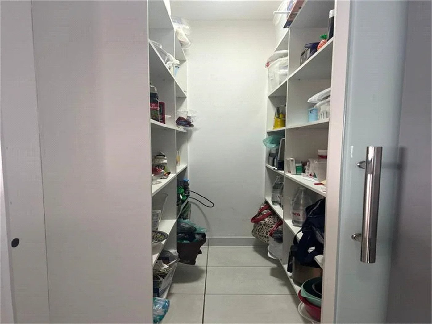 Apartamento à venda com 3 suítes em Jardim Caboré, São Paulo, SP