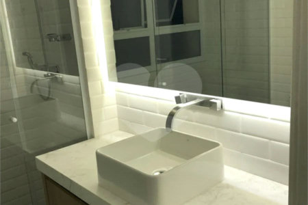 Apartamento à venda com 3 suítes em Vila Andrade, São Paulo, SP