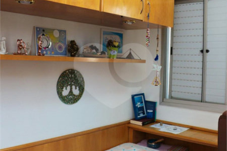 Apartamento à venda com 3 quartos, sendo 1 suíte, em Vila Gomes, São Paulo, SP