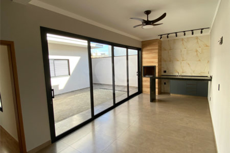 Casa à venda com 3 suítes no condomínio Lagos D Icaraí, Salto - SP