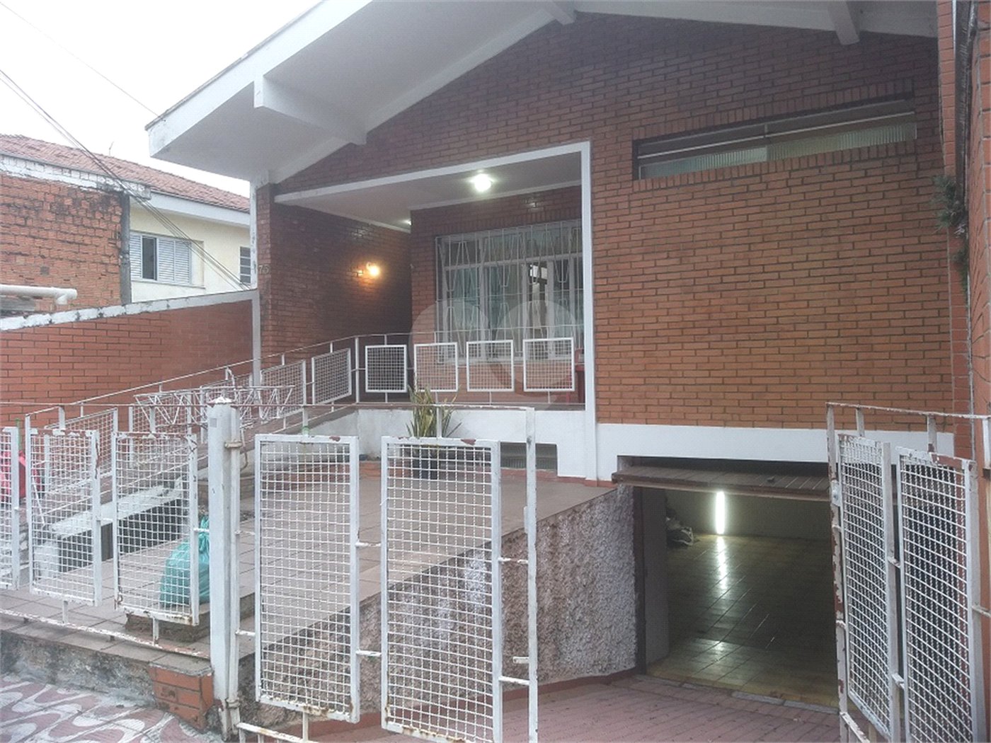 Casa à venda com 3 quartos, sendo 2 suítes, em Vila Paulicéia, São Paulo, SP