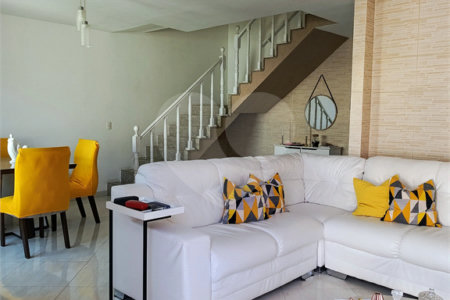 Casa à venda com 3 quartos, sendo 1 suíte, no condomínio Vargem Grande Quality Ii, Rio de Janeiro - RJ