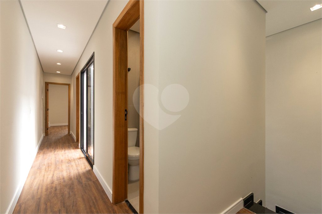 Sobrado à venda com 3 quartos, sendo 1 suíte, em Vila Gumercindo, São Paulo, SP