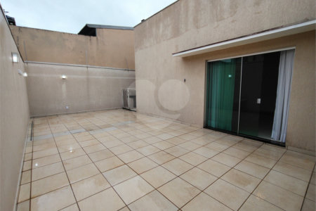 Sobrado à venda com 3 quartos, sendo 2 suítes, em Jardim Itália, Itapetininga, SP