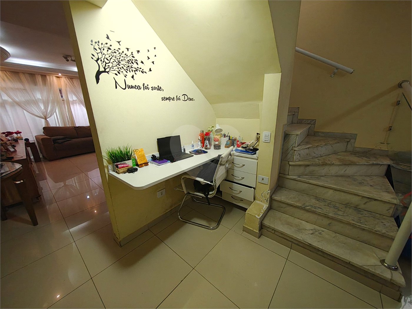 Sobrado à venda com 3 quartos, sendo 1 suíte,  em Tremembé, São Paulo, SP