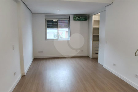 Casa de Vila à venda com 3 quartos, sendo 2 suítes, em Santo Amaro, São Paulo, SP