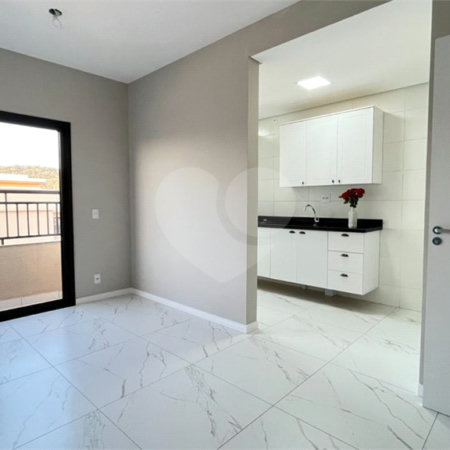 Apartamento à venda com 2 quartos, sendo 1 suíte, em Ortizes, Valinhos, SP