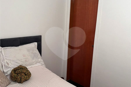 Sobrado à venda com 5 quartos, sendo 2 suítes,  em Jardim da Granja, São José dos Campos, SP