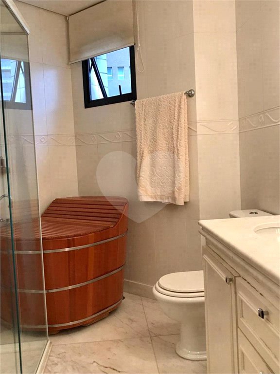 Apartamento à venda com 3 suítes em Vila Mariana, São Paulo, SP