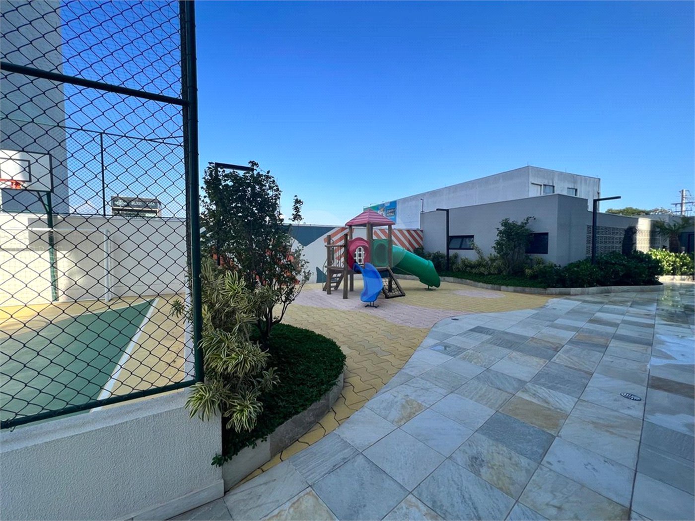 Apartamento à venda com 2 suítes em Parque Campolim, Sorocaba, SP