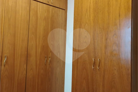 Sobrado à venda com 3 quartos, sendo 1 suíte, em Vila Paulista, São Paulo, SP
