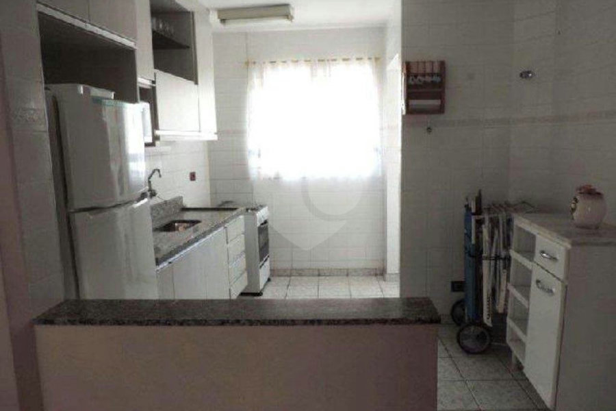 Apartamento à venda com 2 quartos, sendo 1 suíte,  em Loteamento João Batista Julião, Guarujá, SP