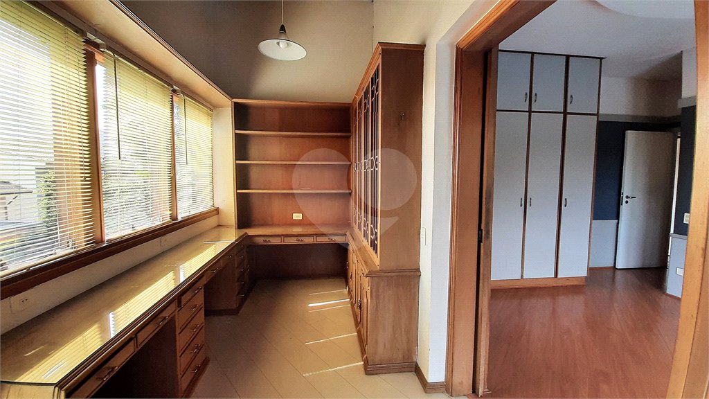 Casa Térrea à venda com 4 quartos, sendo 2 suítes, em Chácara Monte Alegre, São Paulo, SP
