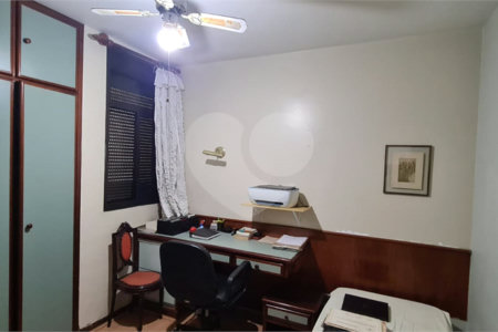 Apartamento à venda com 3 quartos, sendo 1 suíte,  em Indianópolis, São Paulo, SP