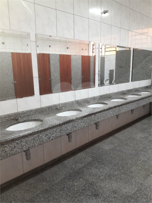 Loja para alugar em Vila Santo Antônio, Cotia, SP