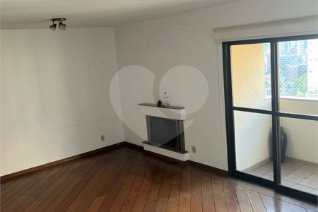 Apartamento à venda com 4 suítes em Vila Uberabinha, São Paulo, SP