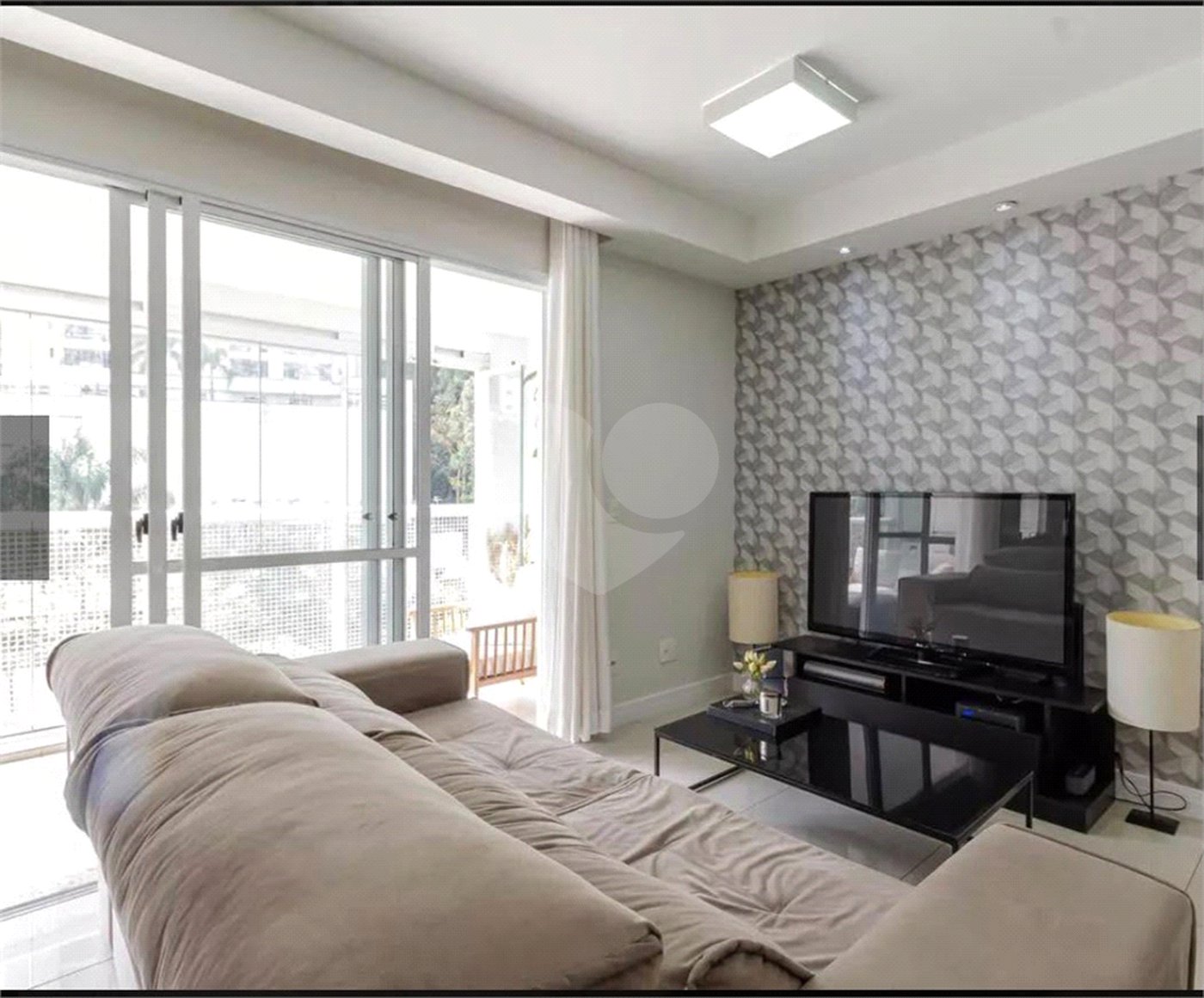 Apartamento à venda com 2 quartos, sendo 1 suíte,  em Vila Andrade, São Paulo, SP