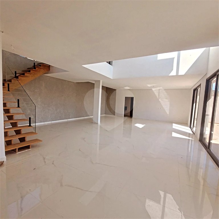 Casa à venda com 4 suítes no condomínio Itapora, Atibaia - SP