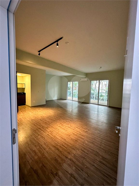 Sala à venda ou para alugar em Santa Rosa, Vinhedo, SP