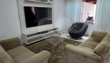 Casa à venda com 3 quartos, sendo 1 suíte, em Alto Ipiranga, Mogi das Cruzes, SP