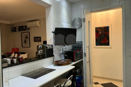 Apartamento à venda com 3 quartos, sendo 1 suíte, em Jardim Caboré, São Paulo, SP