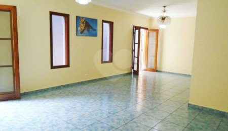 Casa Térrea à venda com 3 suítes em Jardim Petrópolis, São Paulo, SP