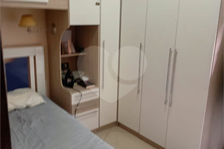 Sobrado à venda com 4 quartos, sendo 1 suíte,  em Parque Santa Laura, Ferraz de Vasconcelos, SP