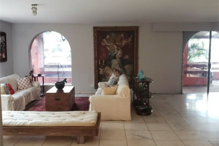 Casa à venda com 6 quartos, sendo 4 suítes, em Vila Sônia, São Paulo, SP