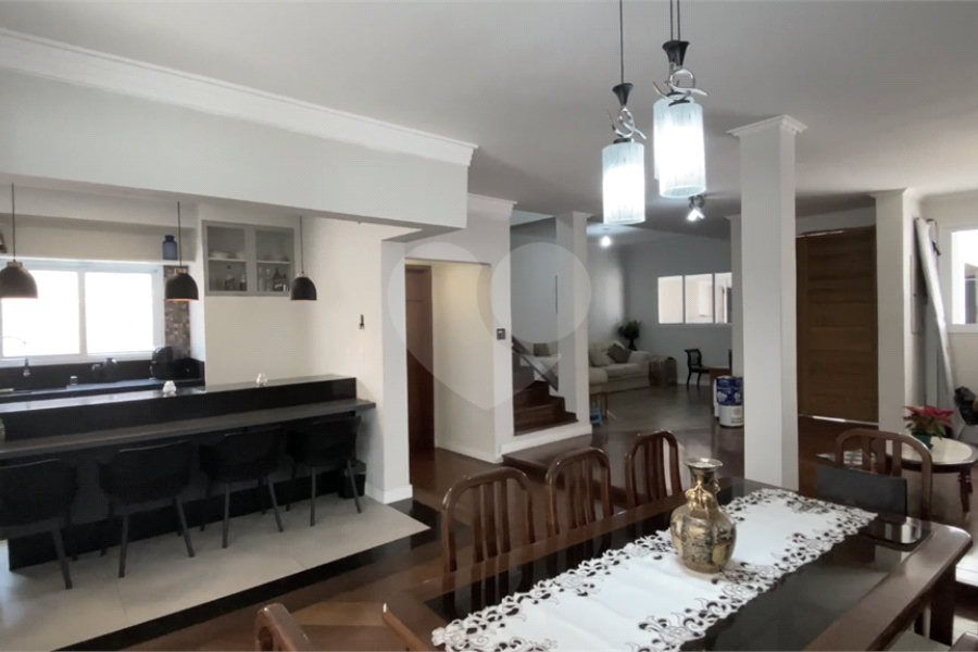 Casa à venda com 4 quartos, sendo 2 suítes, em Jardim Guanca, São Paulo, SP