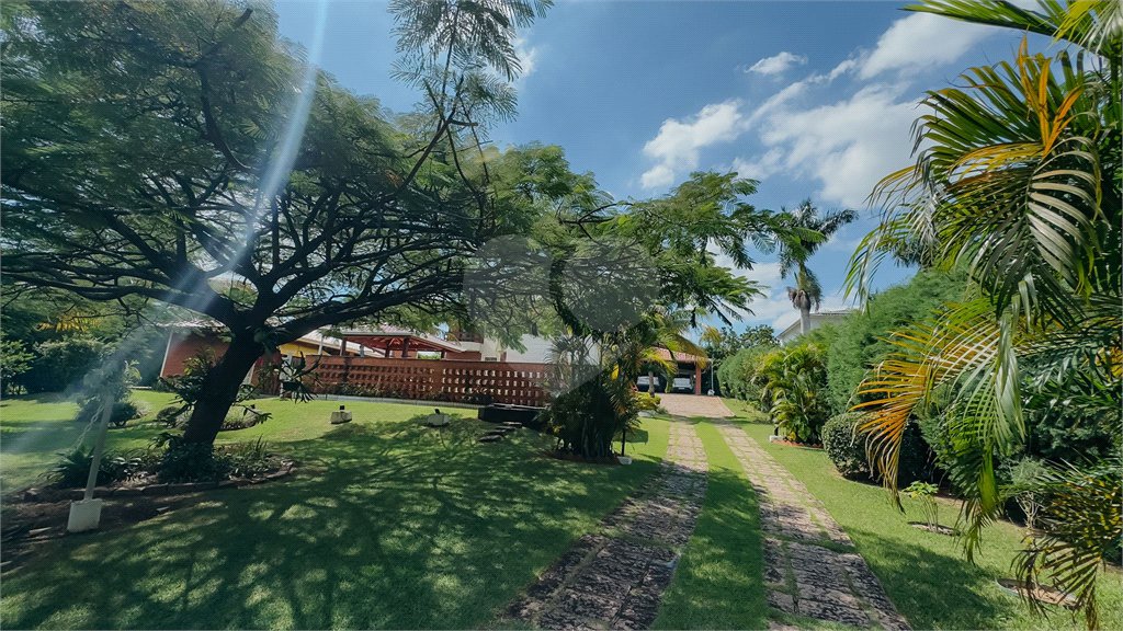 Casa à venda com 4 suítes no condomínio Monte Belo, Salto - SP