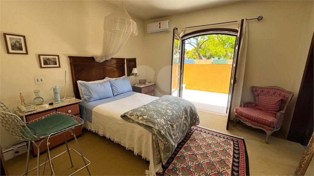 Casa à venda com 4 quartos, sendo 2 suítes, em Lar São Paulo, São Paulo, SP