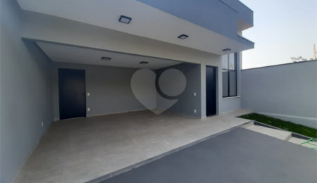 Casa à venda com 3 quartos, sendo 1 suíte,  em Residencial/Comercial, Vinhedo, SP