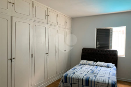 Casa à venda com 3 quartos, sendo 1 suíte, em Jardim Prudência, São Paulo, SP