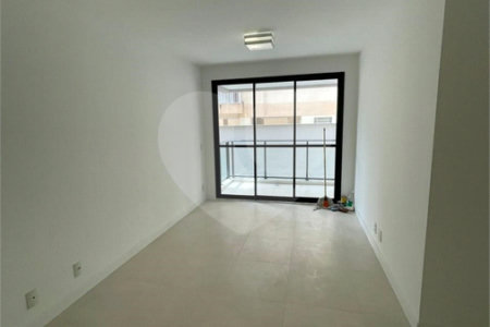 Apartamento à venda com 3 quartos, sendo 1 suíte, em Maracanã, Rio de Janeiro, RJ