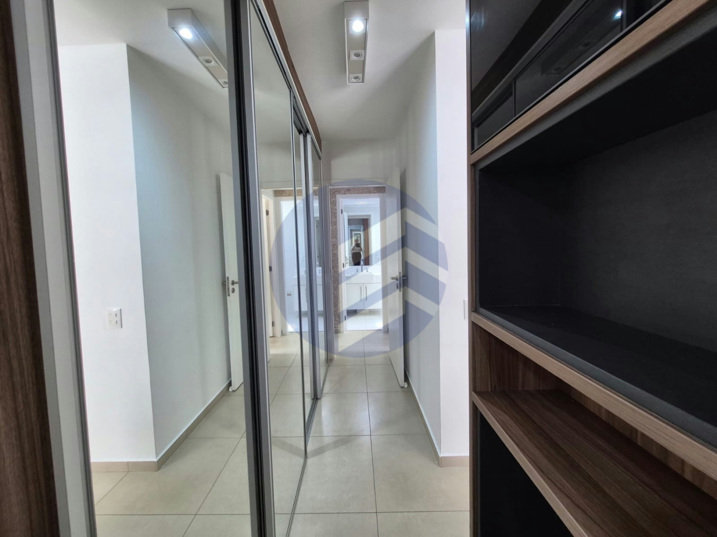 Apartamento à venda ou para alugar, 110m² com 2 quartos, sendo 1 suíte, escritório e  vagas Condomínio Paulistano, São Paulo - SP