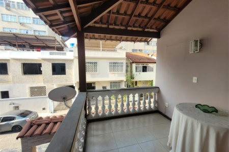Casa de Vila à venda com 4 quartos, sendo 1 suíte,  em Tijuca, Rio de Janeiro, RJ
