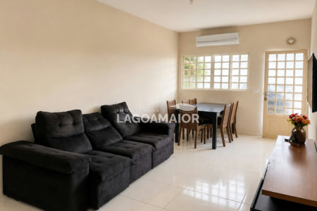 Casa à venda com 2 quartos em Parque Das Mangueiras, Três Lagoas, MS